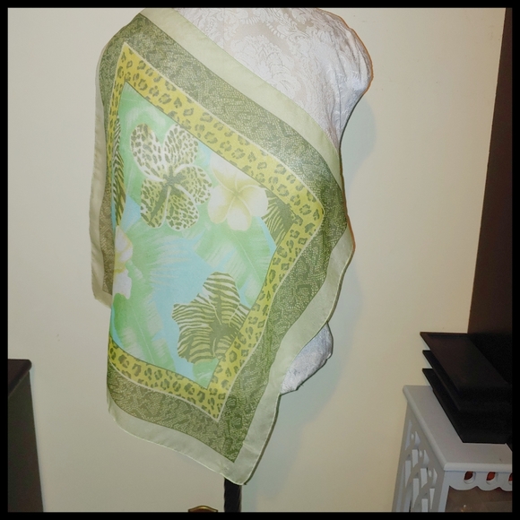 Vintage Floral Sheer Scarf - Picture 1 of 2
